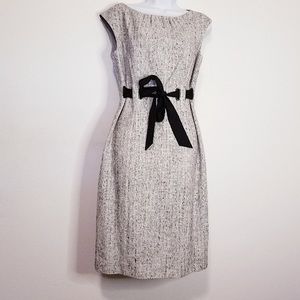Classiques entire | size 6| gray career dress with black tie waist